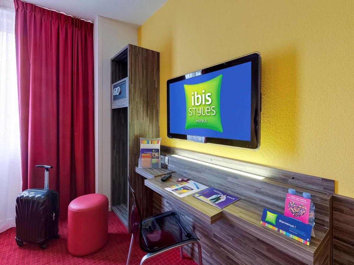 Отель Ibis Styles Rennes Centre Gare Nord Экстерьер фото